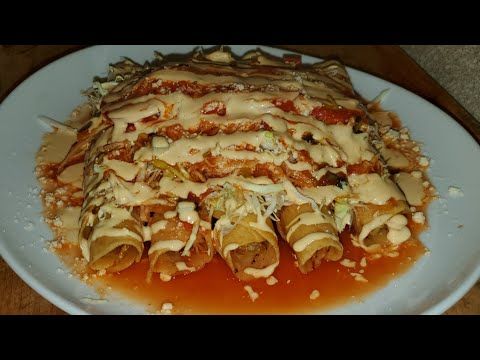 Tacos hondureños